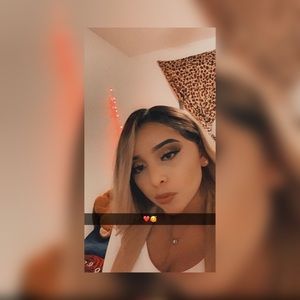 Meet your Posher, Denise